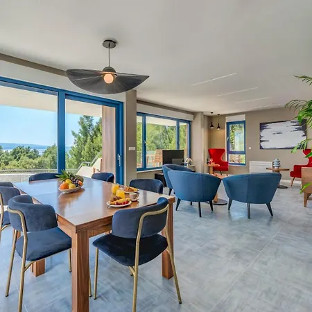 4br - What'app - 0034-602-661-430 - For Reservations!